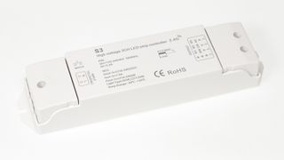 Контроллер высоковольтный IDL-44 RGB/CCT/DIM (110-240V, 3ch x 200W) )