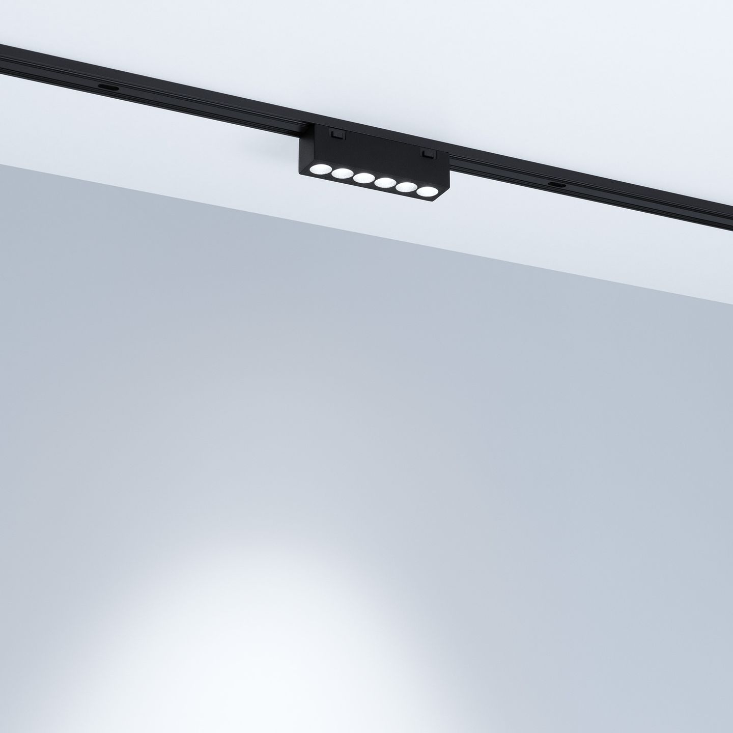 c_DL-12600-0790.jpg